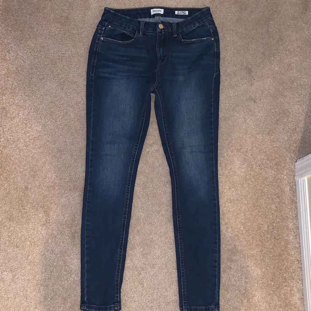 Skinny jeans